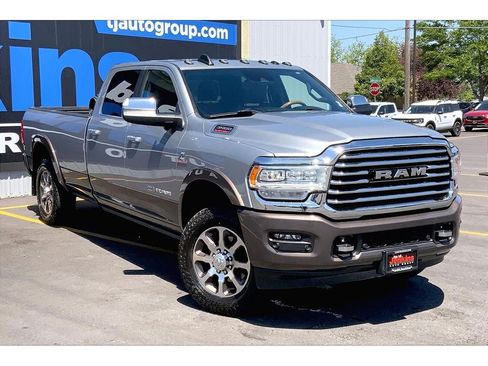 Used 2022 RAM 3500 Limited AWD/4WD image 2