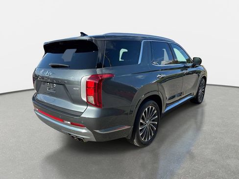 Used 2023 Hyundai Palisade Calligraphy w/ Cargo Package AWD/4WD image 4