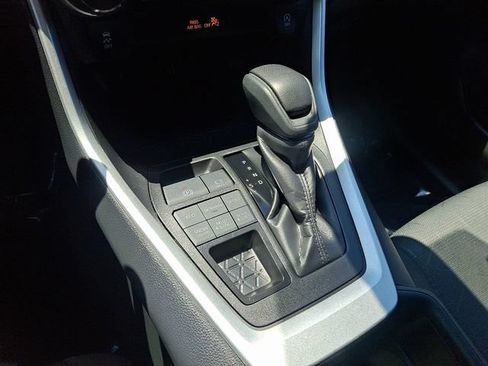 Used 2025 Toyota RAV4 XLE AWD/4WD image 14