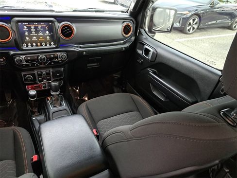 Used 2023 Jeep Gladiator Mojave w/ Trailer Tow Package image 24