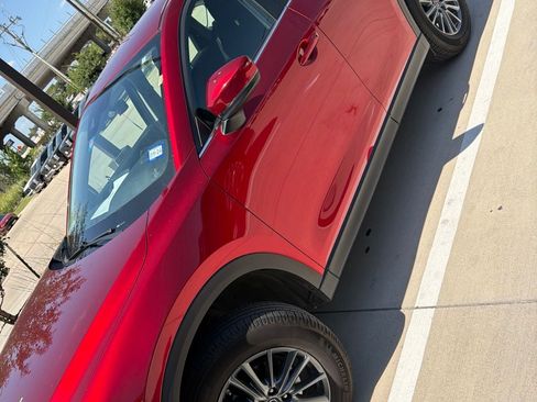 Used 2019 MAZDA CX-5 Sport FWD image 2