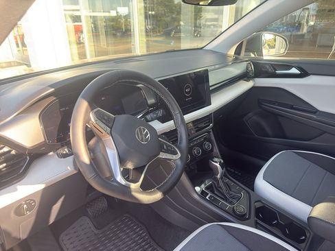 New 2025 Volkswagen Taos S image 10