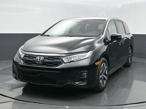 Certified 2026 Honda Odyssey EX-L image 7