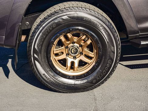 Certified 2023 Toyota 4Runner SR5 Premium w/ Moonroof Package image 8