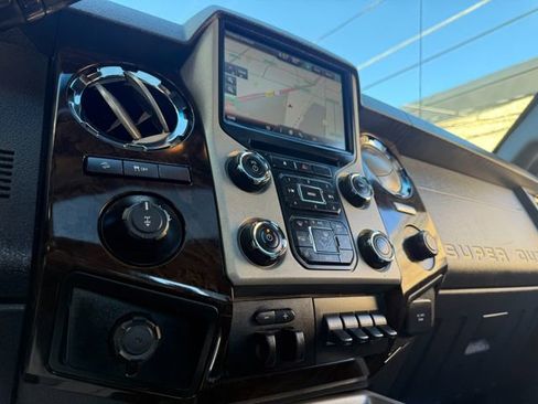 Used 2014 Ford F250 Platinum w/ FX4 Off-Road Package image 17