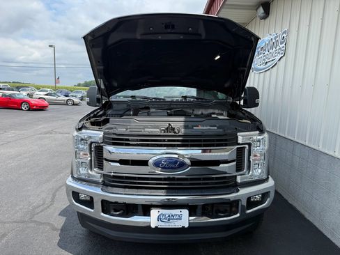Used 2018 Ford F250 XLT w/ XLT Value Package AWD/4WD image 8