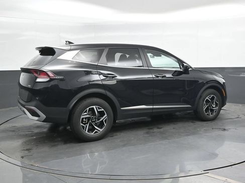Used 2025 Kia Sportage LX AWD/4WD image 2
