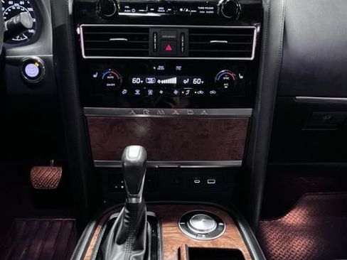 Used 2022 Nissan Armada SL RWD image 30