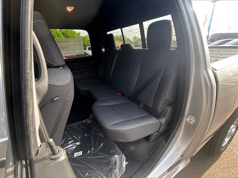 New 2024 RAM 2500 Tradesman w/ Towing Technology Group image 10