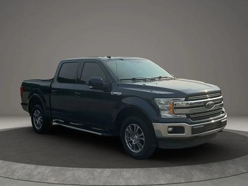 Used 2020 Ford F150 Lariat w/ Trailer Tow Package AWD/4WD image 8
