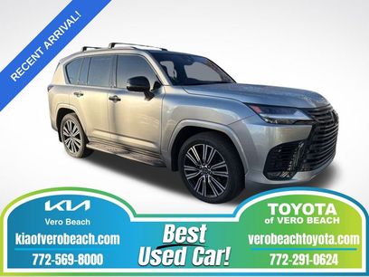 Used 2024 Lexus LX 600 4WD w/ Luxury Package