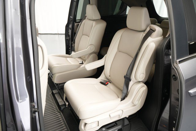 Used 2025 Honda Odyssey EX-L image 37