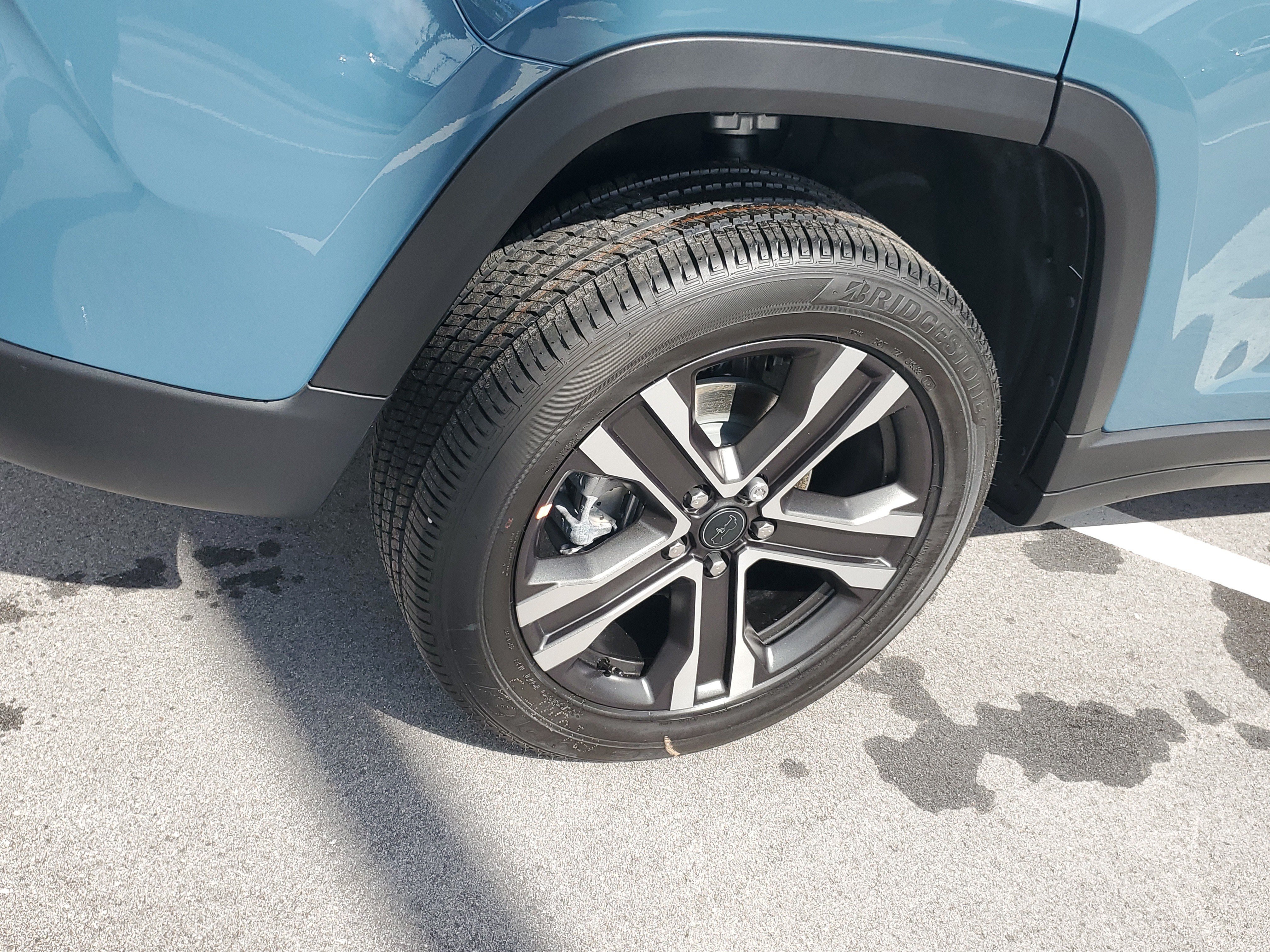 New 2027 Jeep Grand Cherokee Limited RWD image 5
