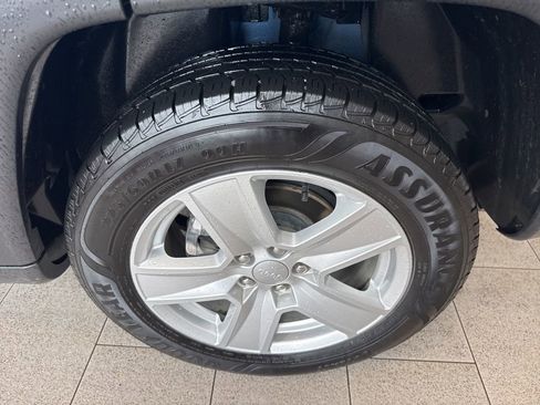 Used 2022 Jeep Compass Latitude w/ Convenience Group image 8