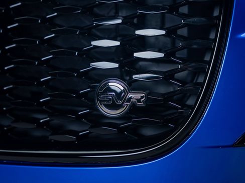Used 2025 Jaguar F-PACE SVR 575 Edition AWD/4WD image 6