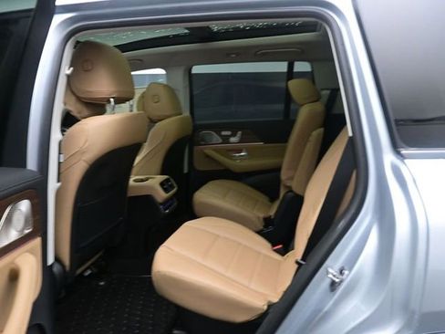 New 2026 Mercedes-Benz GLS 450 4MATIC image 26