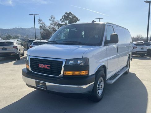 Used 2024 GMC Savana 2500 w/ Driver Convenience Package image 1