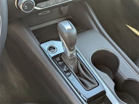 Certified 2025 Nissan Altima 2.5 S image 31