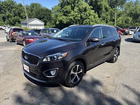Used 2016 Kia Sorento EX AWD/4WD image 4