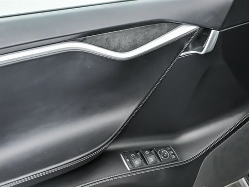 Used 2018 Tesla Model S 100D image 15