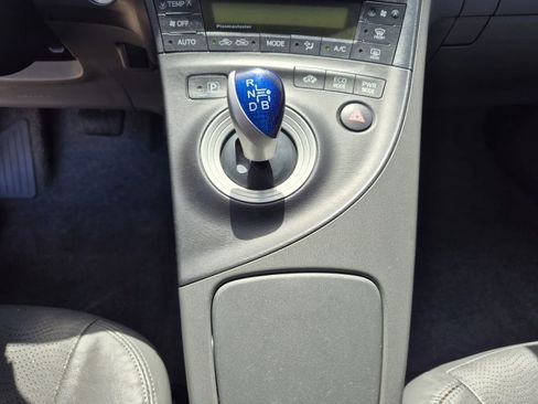 Used 2011 Toyota Prius Four image 30