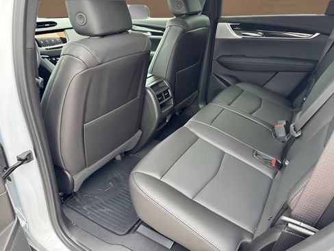 New 2026 Cadillac XT5 Premium Luxury w/ LPO, ONYX Package FWD image 16