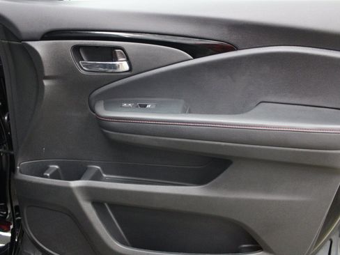 Used 2022 Honda Pilot Black Edition image 33
