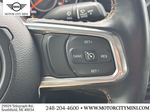 Used 2022 Jeep Gladiator Overland AWD/4WD image 26