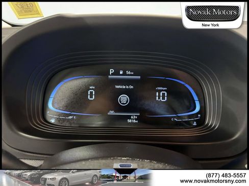 Used 2025 Hyundai Venue SEL image 17