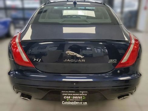 Used 2016 Jaguar XJ image 5