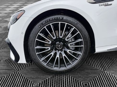 New 2026 Mercedes-Benz E 53 AMG e 4MATIC Sedan image 9