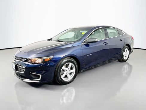 Used 2016 Chevrolet Malibu LS image 4
