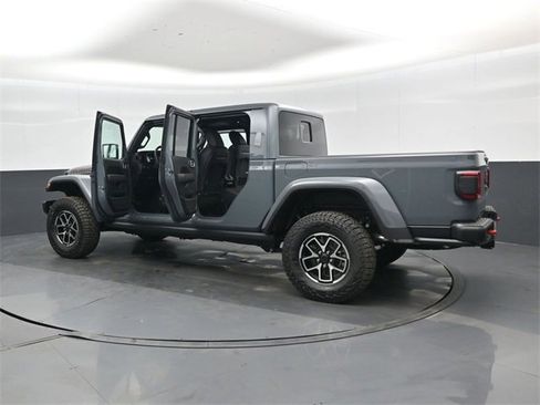 New 2025 Jeep Gladiator Rubicon image 46