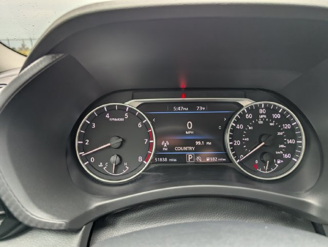 Used 2025 Nissan Sentra SV FWD image 14