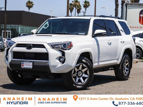 Used 2024 Toyota 4Runner TRD Off-Road Premium w/ Moonroof Package AWD/4WD image 1
