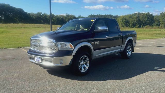 Used 2016 RAM 1500 Laramie w/ Convenience Group AWD/4WD image 5