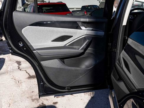 Used 2025 Volkswagen Tiguan S image 9