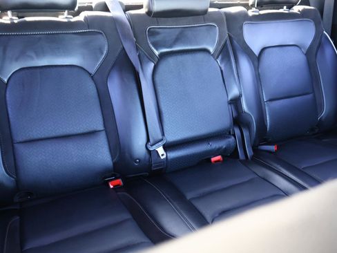 Used 2025 RAM 1500 Laramie w/ Laramie Southwest Edition image 20