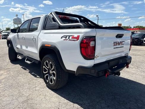 Used 2024 GMC Canyon AT4 w/ Technology Package AWD/4WD image 4