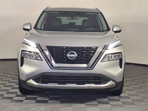 Used 2023 Nissan Rogue Platinum w/ Platinum Premium Package image 2