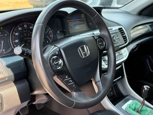 Used 2013 Honda Accord Sport image 11
