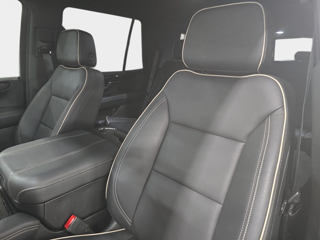 Used 2026 GMC Yukon Elevation RWD image 21
