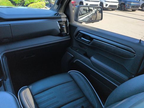 Used 2026 GMC Sierra 1500 AT4X w/ AT4X AEV Edition AWD/4WD image 16