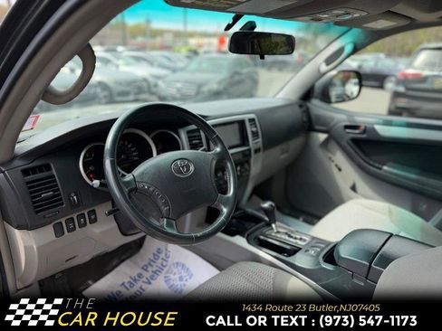 Used 2008 Toyota 4Runner SR5 AWD/4WD image 14