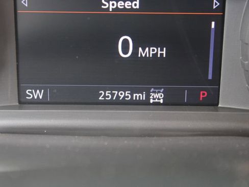 Used 2023 Chevrolet Silverado 2500 LT image 22