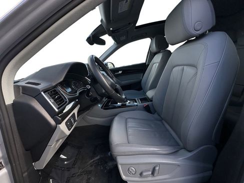 Used 2022 Audi Q5 2.0T Premium w/ Convenience Package image 9