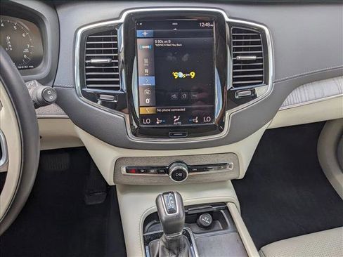 Used 2022 Volvo XC90 T6 Inscription w/ Advanced Package image 15