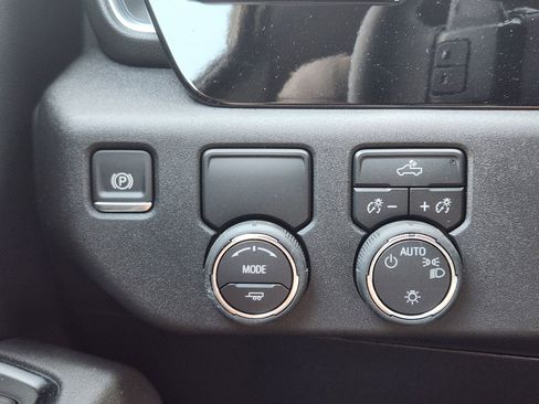 New 2026 Chevrolet Silverado 1500 LT w/ Texas Edition Plus image 20