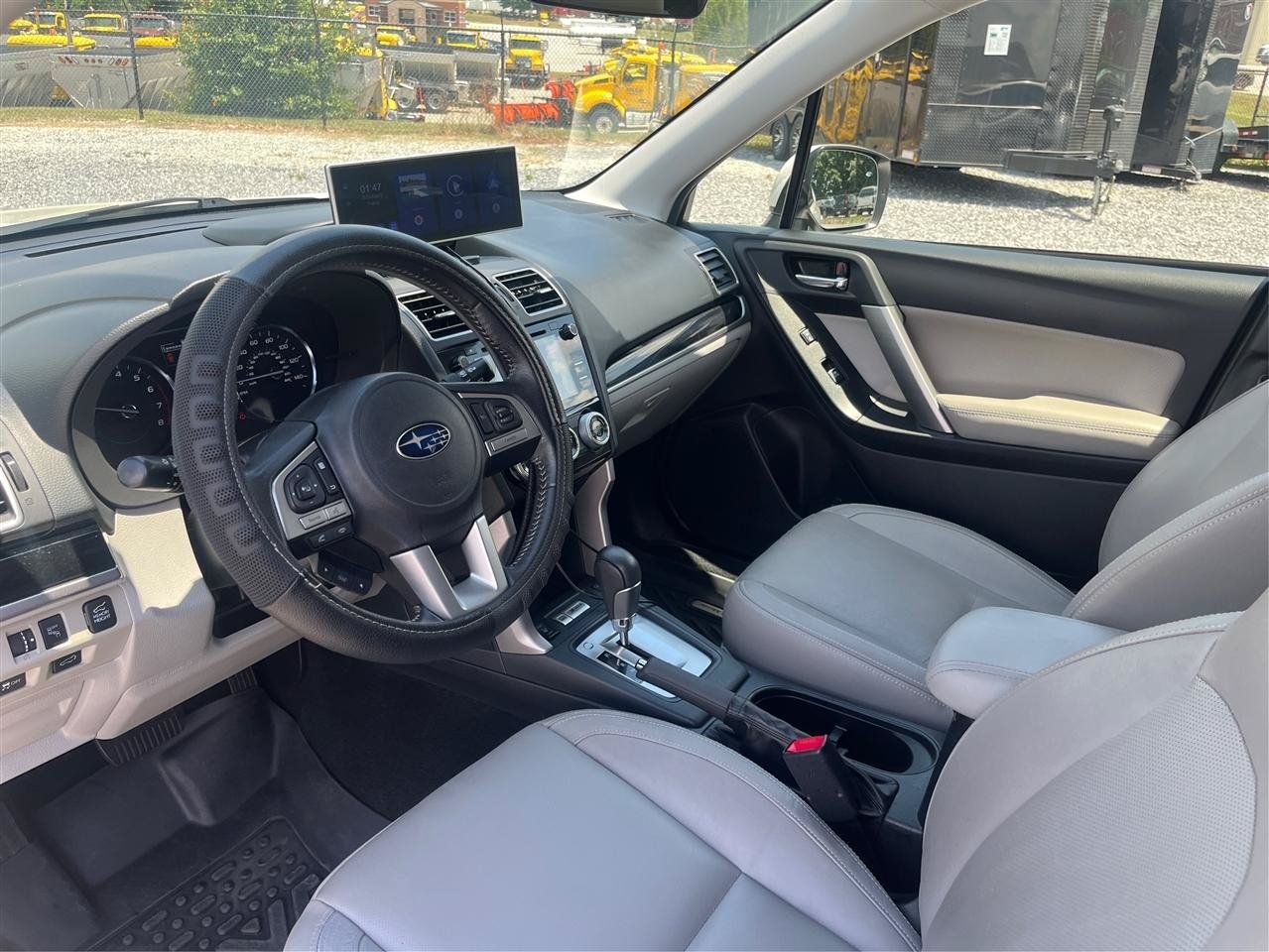Used 2018 Subaru Forester 2.5i Limited AWD/4WD image 9