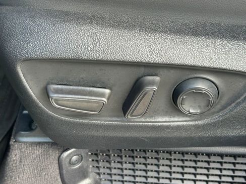 Used 2024 Toyota Sienna XSE w/ XSE Plus Package image 29